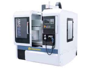 CNC Obrábacie centrum Bernardo VMC 940 - Siemens Sinumerik 828D