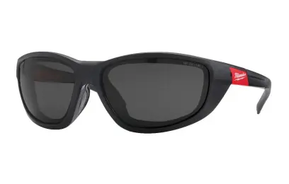 Vysoko výkonnostné ochranné okuliare Milwaukee 4932471886 Premium, zatmavené s tesnením (MI4932471886)