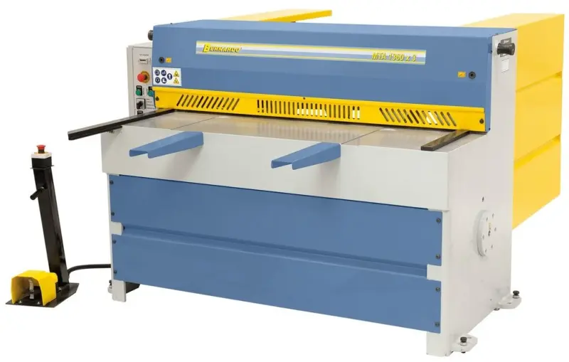 Tabulové nůžky Bernardo MTA 1360 x 3 s manuálním dorazem (BER061945XL)