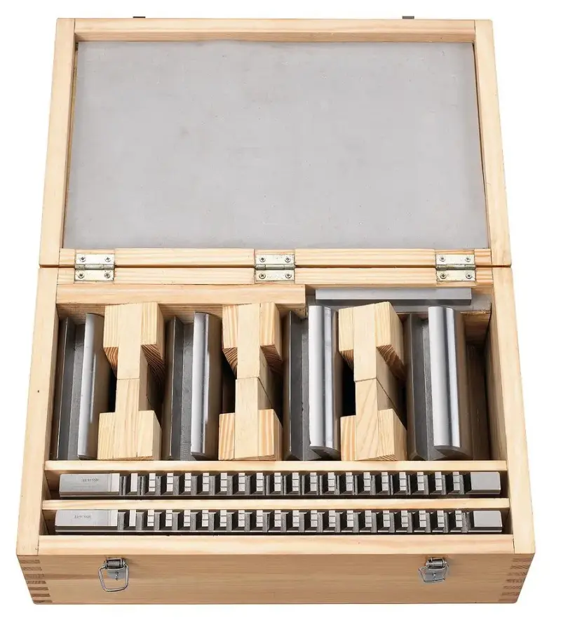 Bernardo 45-1003 Preťahovacie - drážkovacie tŕne - sada E. 16 a 18 mm (BER451003)