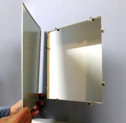 Kryt otvoru 35x35 SDK mag., Levior L82101 (L82101)