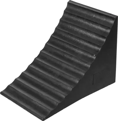 BGS 7015 Podkladací klin 250 x 160 x 185 mm pre osobné/úžitkové vozidlá (BGS107015)