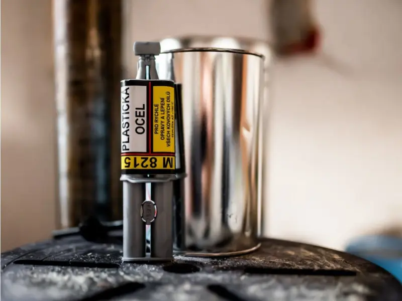 109351-ozm-m8215-plasticka-ocel-02