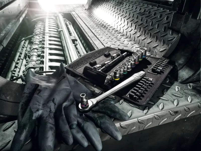 110692-004080-anw-zyklop-metal-presse-001