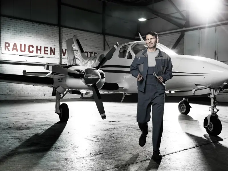 110692-004080-anw-zyklop-metal-push-flugzeug-001