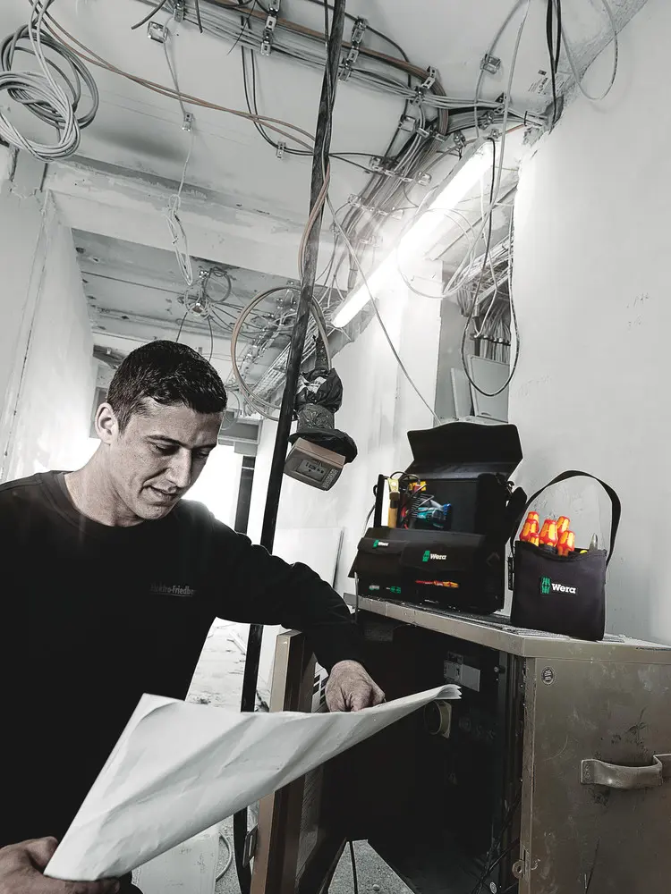 111149-05004353001-tipp01