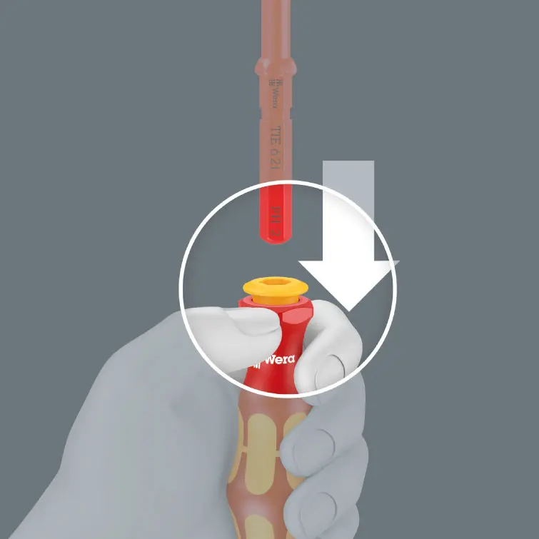 115296-006614-vorteil-einsetzen-der-klinge-tie