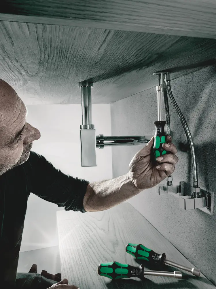 123102-05029503001-tipp01