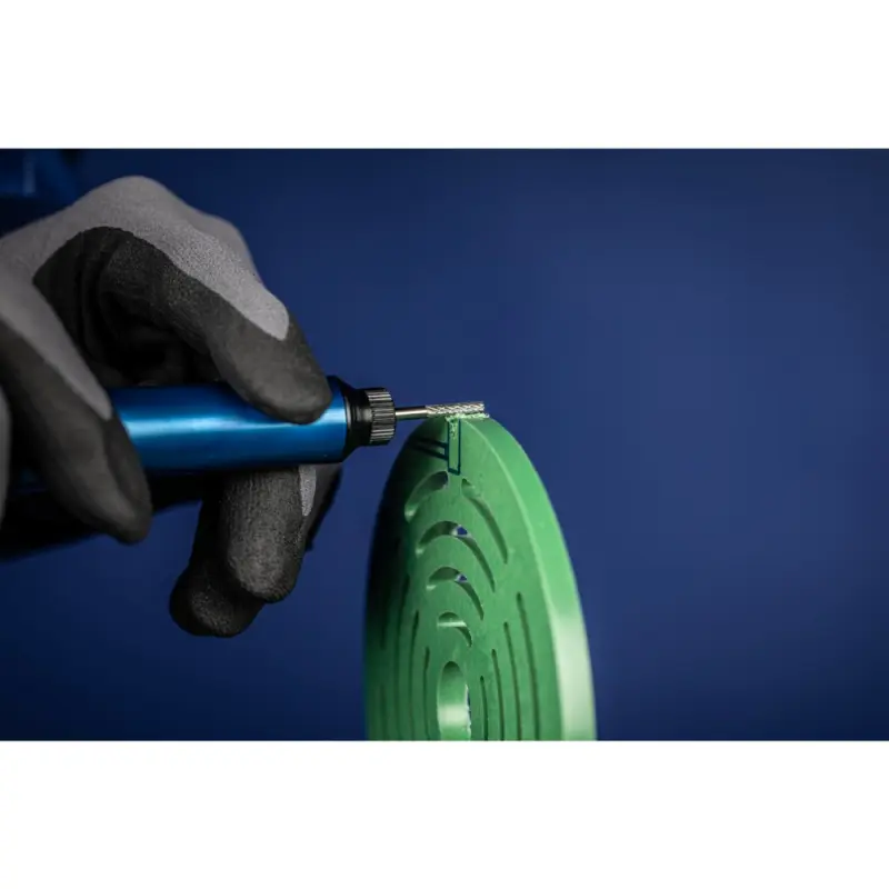 133516-awf-zyas-0313-3-z3-plus-rgb