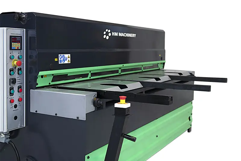 135796-hmm-00738505-02