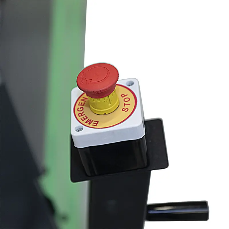 135811-hmm-00738505-06