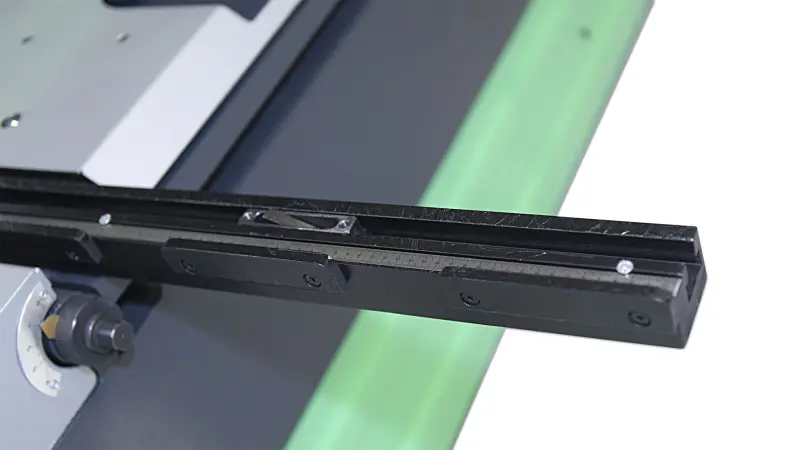 135811-hmm-00738505-08