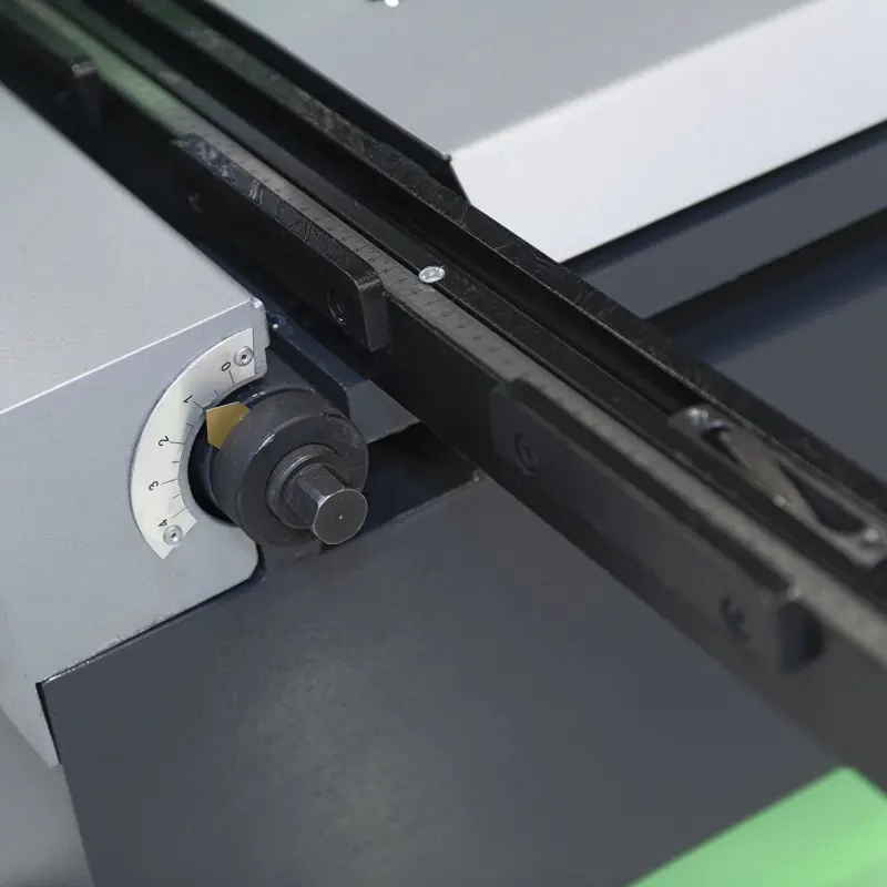 135818-hmm-00738505-07