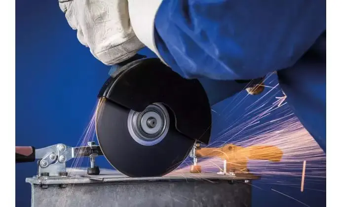 136635-pferd-096147-eht-150-2-5-sg-steelox-02