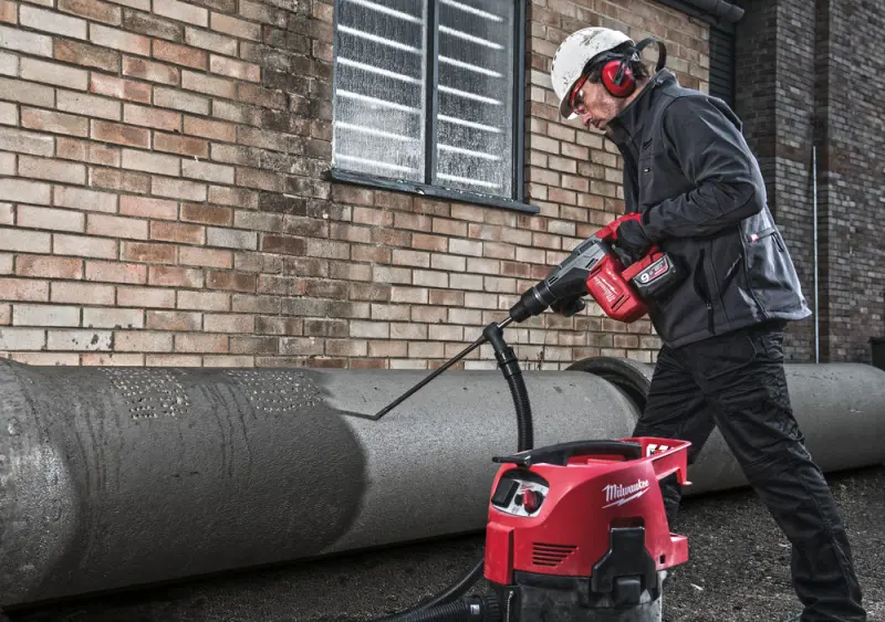 Čtyřbřitý vrták Milwaukee 4932459288 pr. 18 x 600 mm, s odsáváním, SDS-Max  (MI4932459288)