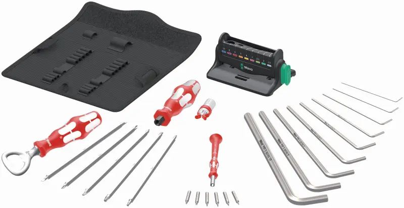 145810-adk-2023-composing-1