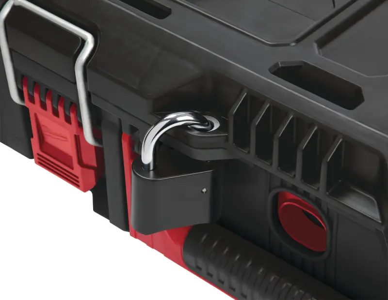 147893-4932464080-feat-2