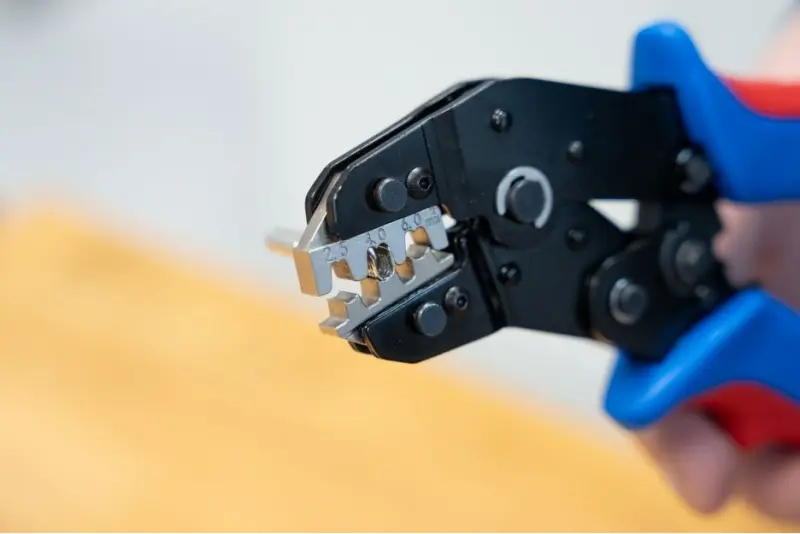 Krimpovací kleště 180 mm (0,25 ÷ 6 mm2) Multi Weicon 10100515 (WEI10100515)