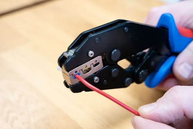 Krimpovací kleště 239 mm (0,25 ÷ 6 mm2) Ergo Weicon 10100516 včetně 3 modulů (WEI10100516)