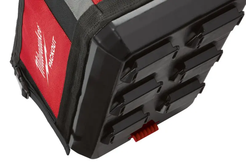 147935-4932464085-feat-1