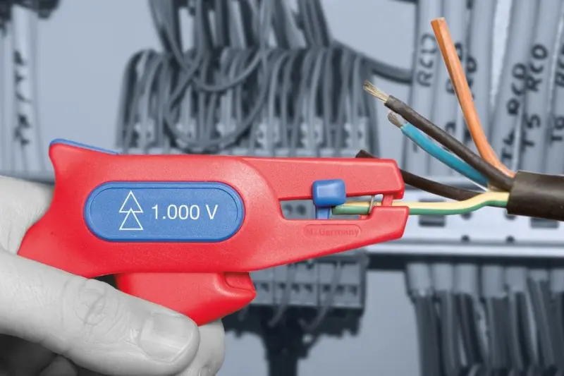 148229-51000006-abisolierzange-no-6-2-ci-retusche