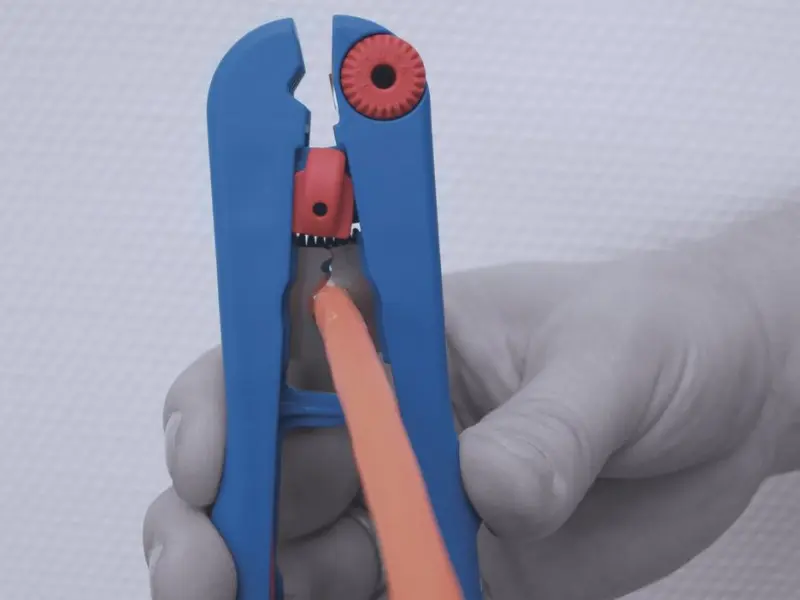 Odizolovací nástroj Weicon Data-Strip No. 30 (WEI52000030)