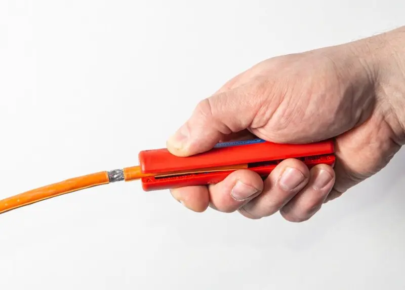 Odizolovací nástroj Weicon Stripper No. 2 Cat pro datové a síťové kabely (WEI52002002)