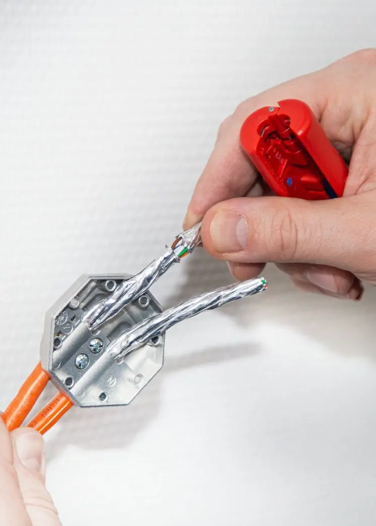 Odizolovací nástroj Weicon Stripper No. 2 Cat pro datové a síťové kabely (WEI52002002)