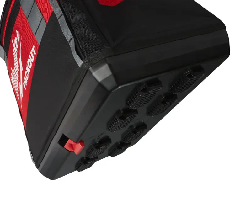 149462-4932471067-feat-3