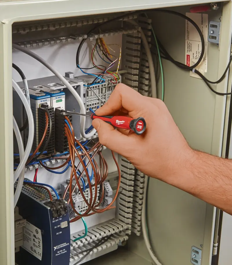 Sada mikrošroubováků Milwaukee (PH, SL) pro jemnou a přesnou práci - Sada 6 dílů (MI4932471869)