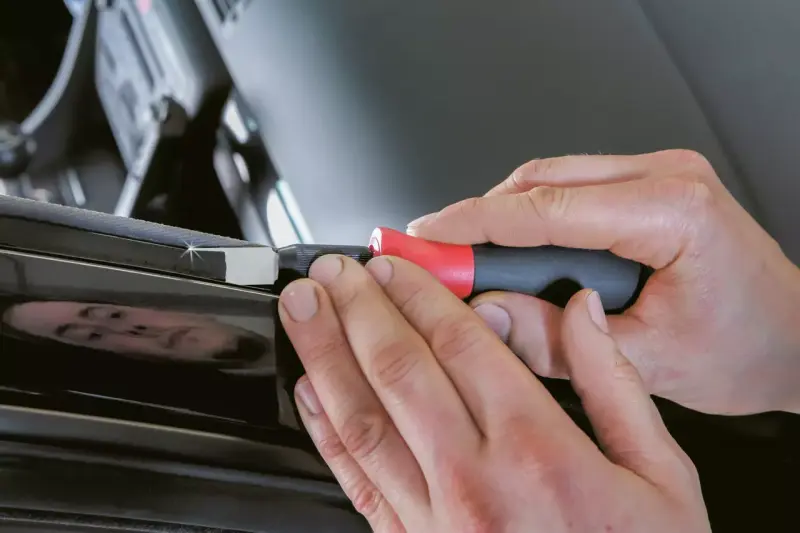 159003-wiha_27606_02