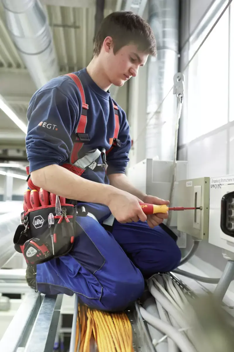 Wiha 41235 Šroubovák se zásobníkem nástavců LiftUp electric VDE (WIHA41235)