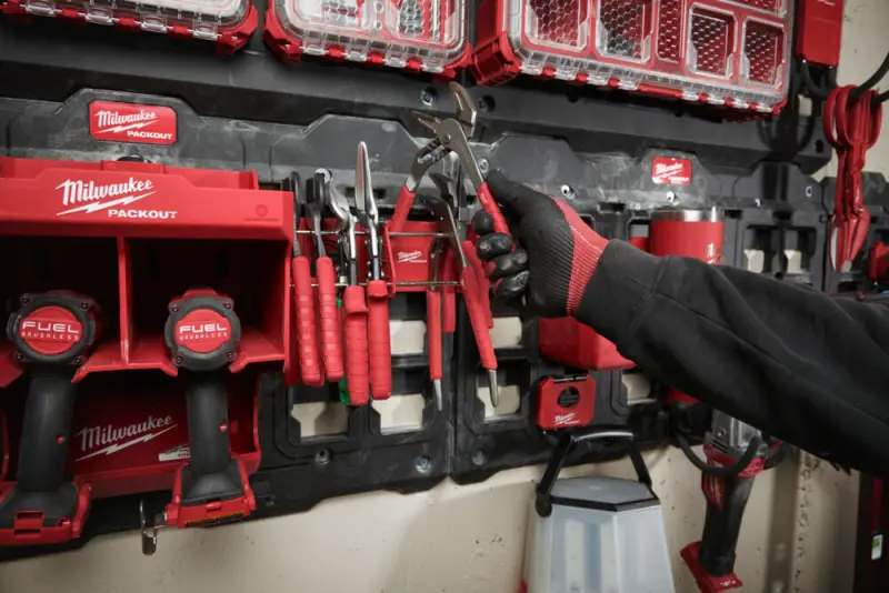 162126-4932480710-app-1