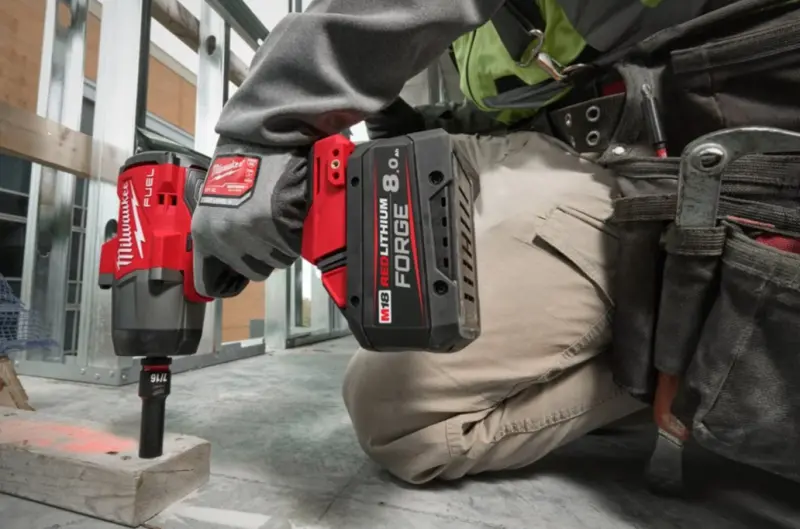 163158-4932492131-02