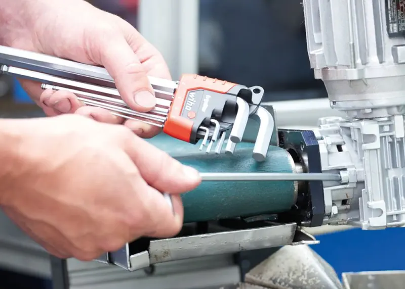 165176-wiha-37352-369r-h9-04