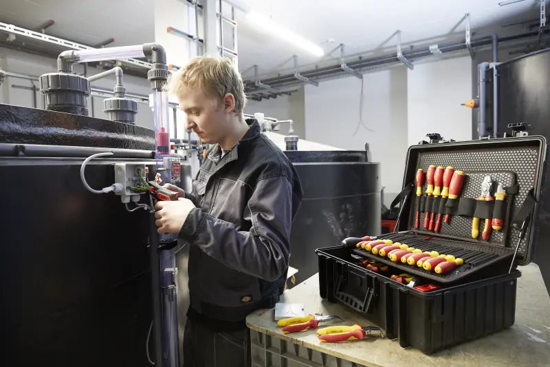 167058-wiha-40523-05