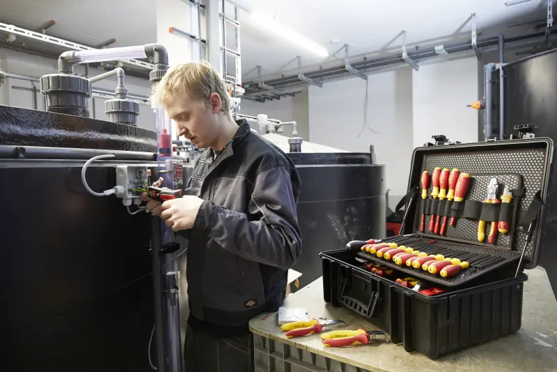 167058-wiha-40523-06