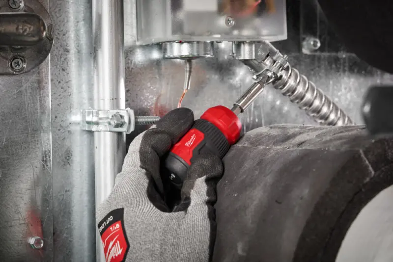 167099-mi4932492807-7-sroubovak-s-ulozistem-bitu-milwaukee-multi-bit-8v1-sada-8-dilu