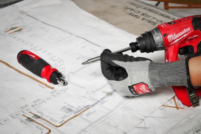 167109-mi4932492808-6-sroubovak-s-ulozistem-bitu-milwaukee-multi-bit-27v1-sada-27-dilu