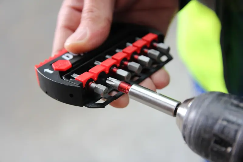 169648-wiha-42149-7012ty-ty-bit-03