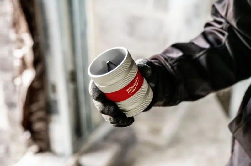 Univerzální odhrotovač trubek Milwaukee 10 - 54 mm 4932493813 (MI4932493813)