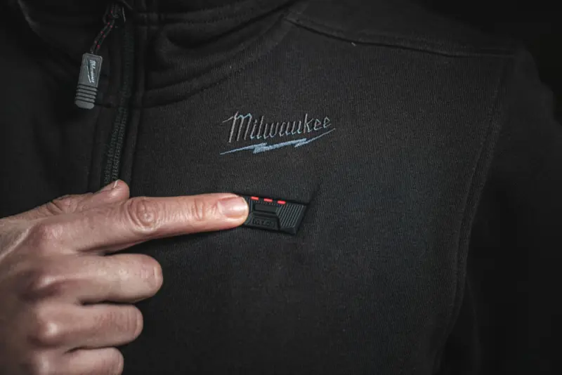 Vyhřívaná vesta Milwaukee M12 HPVBL3-0 (XL) černá (MI4932493845)