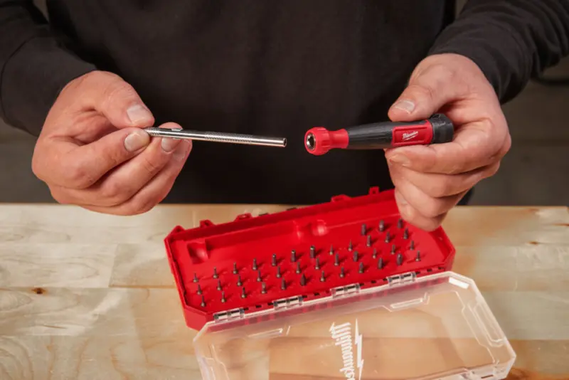 Přesný mikrošroubovák Milwaukee s výměnnými bity, Multi-bit 39v1 v přenosném balení (MI4932498177)