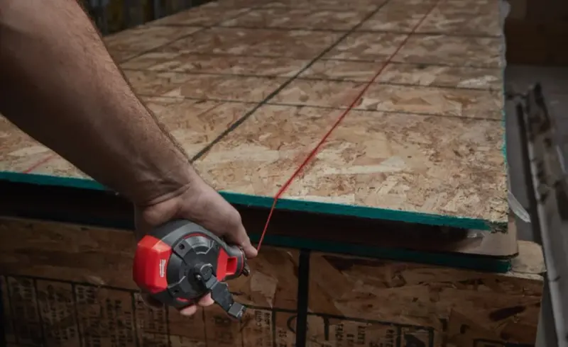 Značkovací šňůra Milwaukee BOLD LINE, šířka 1,5 mm, délka max. 30 m, červená náplň 85g, 4932498391