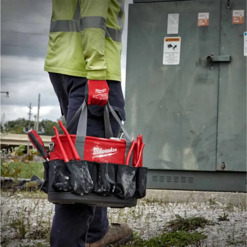 173478-4932498655-03