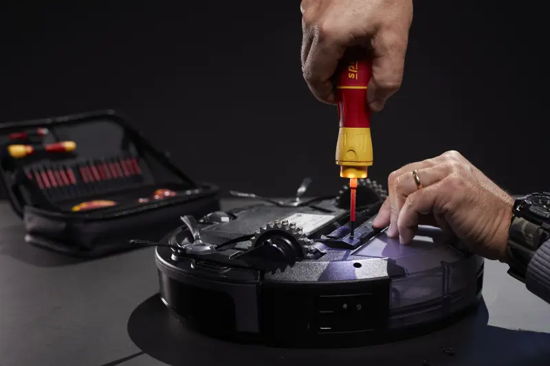 173523-anw-591t101-speede-ii-saugroboter-logo-03-dark