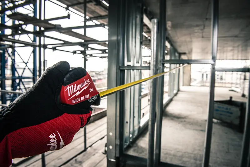 Široký svinovací metr Milwaukee WIDE BLADE MAGNETIC (GEN2) 8M-35, délka 8 metrů, magnetický, 4932499209