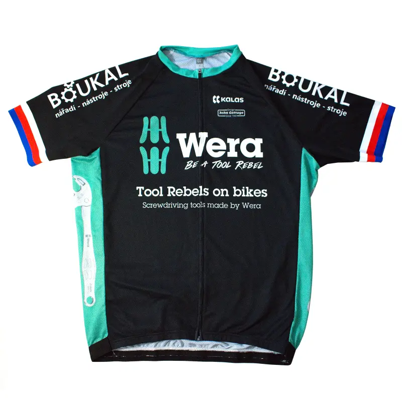 175918-tricko-cely-zip-01