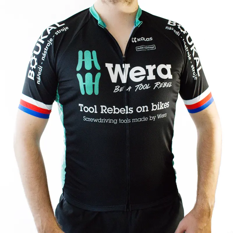 175918-tricko-cely-zip-05