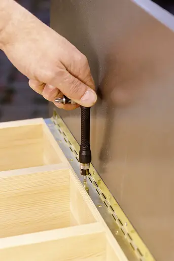 176629-1573000-pro-aw-pho-por-010